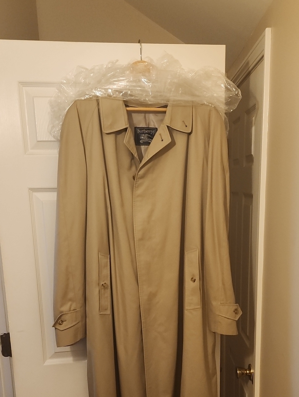 Burberry Men's Tan Trench Coat